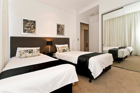 Ambience On Burleigh Beach - Port Augusta Accommodation 27