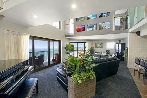 Burleigh Esplanade Apartments - Port Augusta Accommodation 26