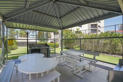 Burleigh Esplanade Apartments - Port Augusta Accommodation 24