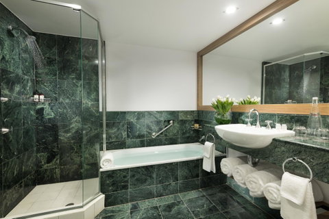 Sofitel Gold Coast Broadbeach - Port Augusta Accommodation 2