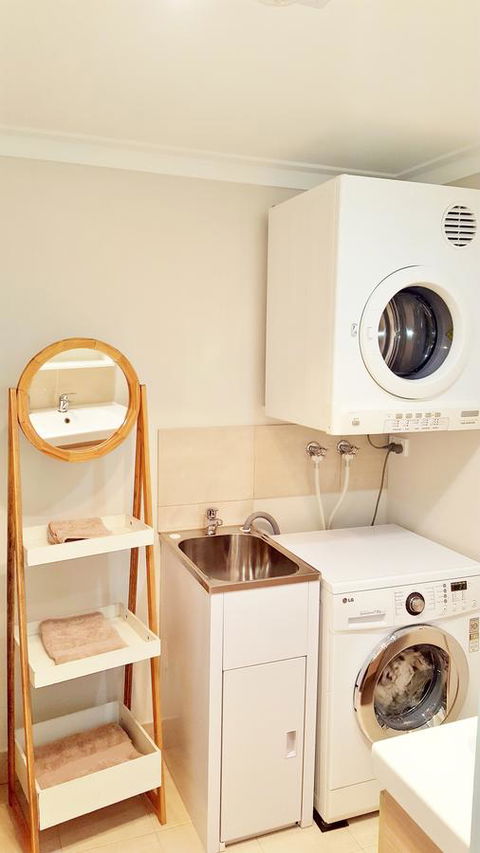 Shasta Place - Port Augusta Accommodation 19