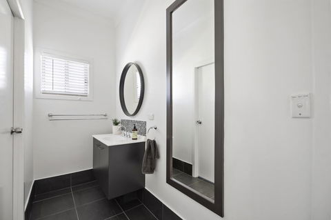The Lighthouse - Port Augusta Accommodation 13
