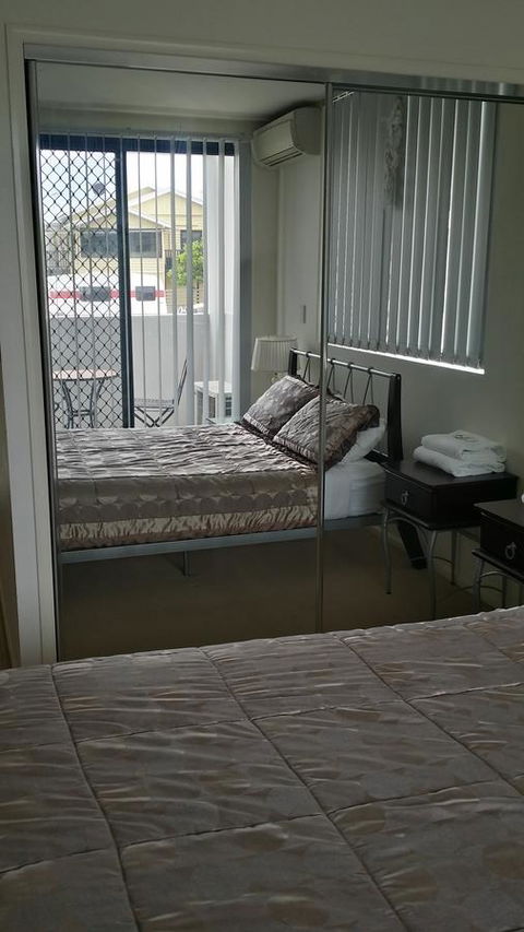 Sutton's Beach Unit - Port Augusta Accommodation 9