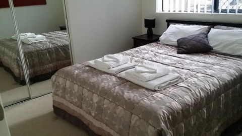 Sutton's Beach Unit - Port Augusta Accommodation 13