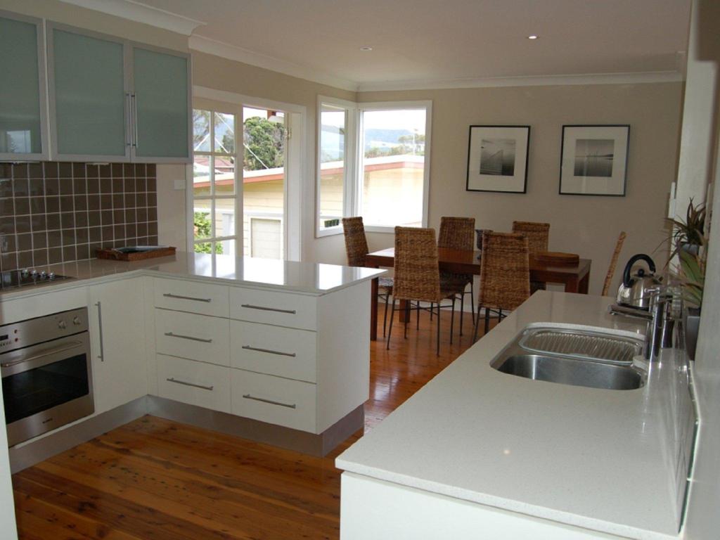 Unanderra NSW Port Augusta Accommodation