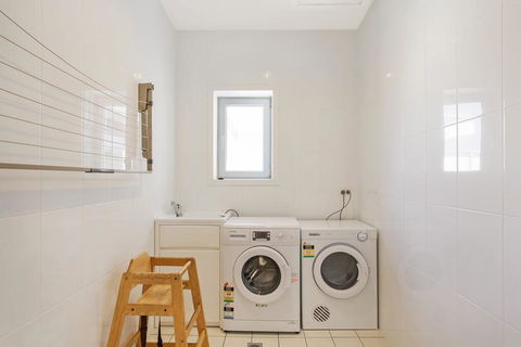 Wharf Apartment Unit 15 - Port Augusta Accommodation 3