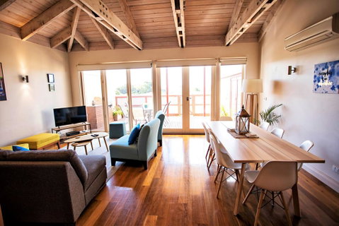 WHARF COTTAGE - Port Augusta Accommodation 0