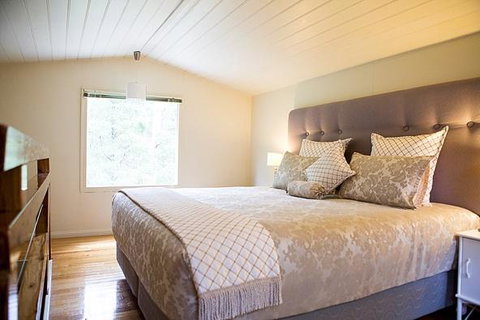 White Lotus Day Spa - Port Augusta Accommodation 0