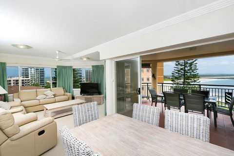 Whitesands, Unit 402, 34-38 North Street - Port Augusta Accommodation 3
