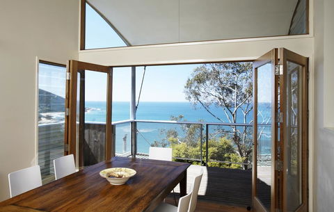 Wye View Architecturally Designed Stunning Views - Port Augusta Accommodation 1