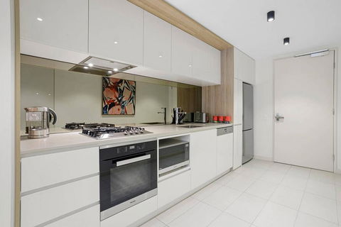 YARRA - YARRA Toorak Rd & Chapel St. Pool, Gym & Parking - Port Augusta Accommodation 3