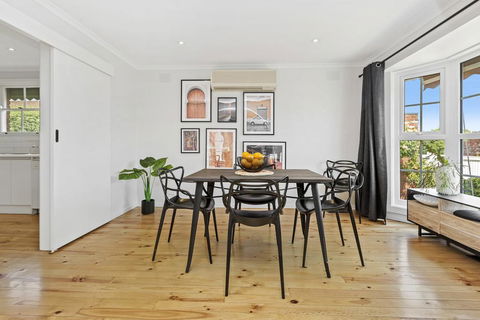 YIN-YANG - MOUNT ELIZA - Port Augusta Accommodation 0