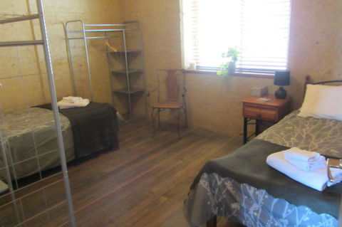 Yoga Retreat - Port Augusta Accommodation 3