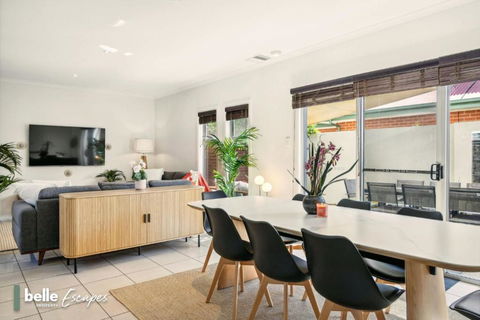 3 BR Townhouse Near Airport-City-Beach - Port Augusta Accommodation 4