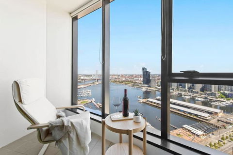 A 2BR Apt With Amazing Harbor Views FREE Parking - Port Augusta Accommodation 0