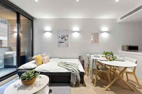 A Chic & Comfy 2BR Apt Near Federation Square - Port Augusta Accommodation 1