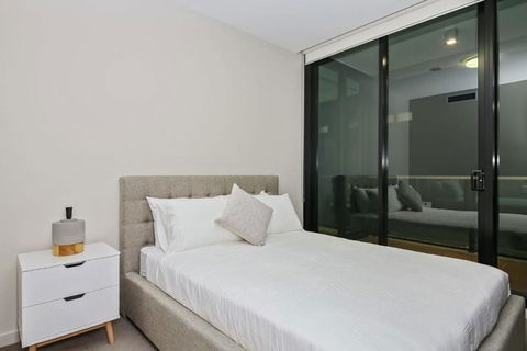 A Comfy Albert Park Apt Next To Grand Prix Circuit - Port Augusta Accommodation 3