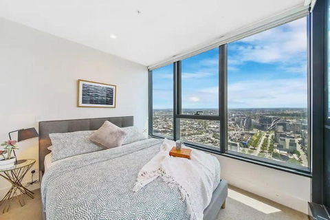 A Stylish & Modern 2BR Apartment Fantastic Views - Port Augusta Accommodation 0