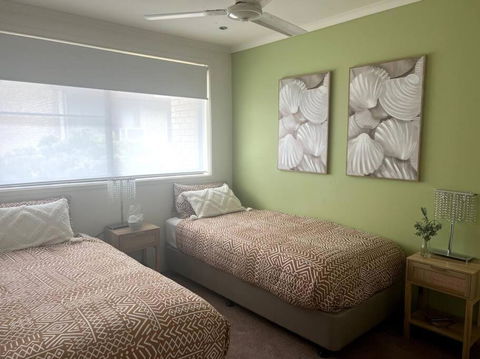 A Touch Of Lux In The Redlands! - Port Augusta Accommodation 3