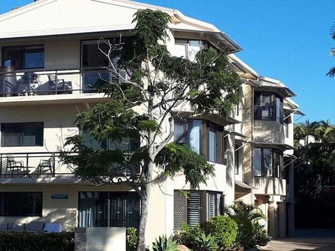 Aarons Luxury Retreat - Port Augusta Accommodation 1