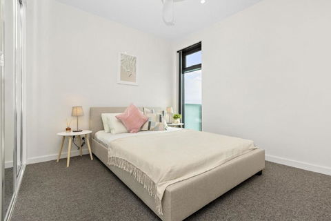 Ambrosia - East End Hillside Haven - Port Augusta Accommodation 1