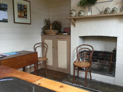 Albion Cottage - Port Augusta Accommodation 4