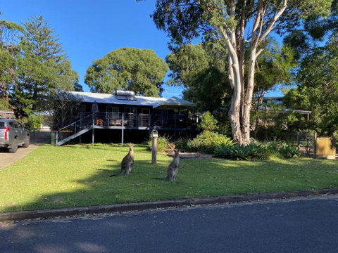 All Decked Out - Port Augusta Accommodation 1