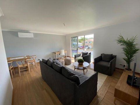 Alma Beach Haven - Port Augusta Accommodation 1