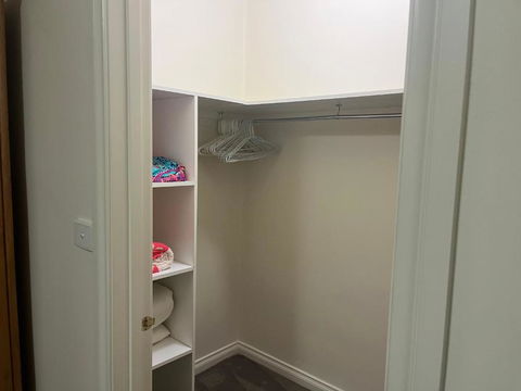 Amazing Private Bedrooms In Doncaster East Near School - Port Augusta Accommodation 4