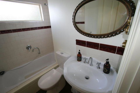 Annies Garden Cottage - Port Augusta Accommodation 3