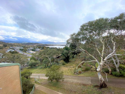 Alpine Mountain View 18 - 4BR L Mountain Views L Swimming Pool L Air-Con L WiFi - Port Augusta Accommodation 2