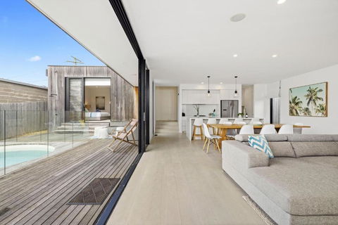 Aqua Luna - Stylish Retreat By Koonya Ocean Beach - Port Augusta Accommodation 1