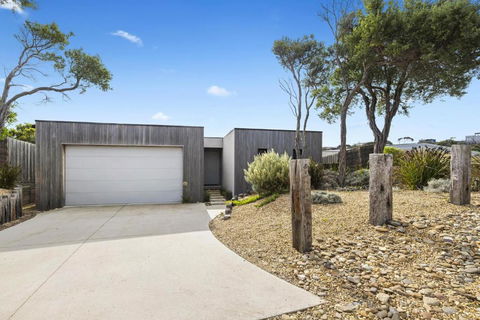 Aqua Luna - Stylish Retreat By Koonya Ocean Beach - Port Augusta Accommodation 2