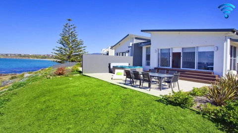 Aqua - Port Augusta Accommodation 0