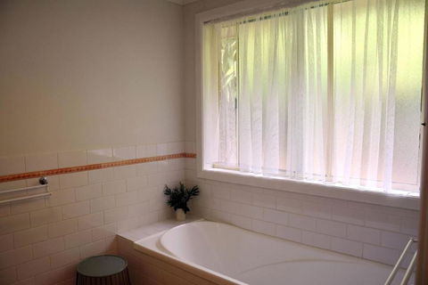Arakoon Heights - Port Augusta Accommodation 3