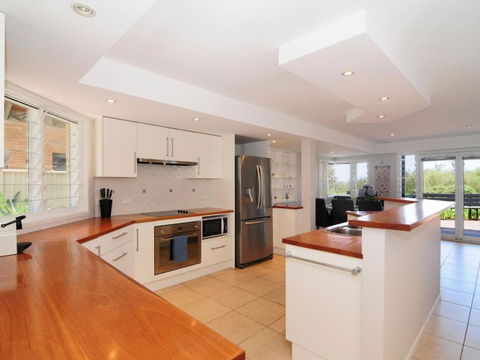 Arcadia By Jervis Bay Rentals - Port Augusta Accommodation 2