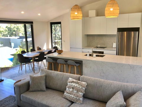 Architect Designed 4 Bedroom With Ocean Views From Every Room - Port Augusta Accommodation 0