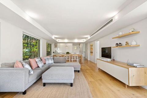 Audrey - Little Cove - Port Augusta Accommodation 0