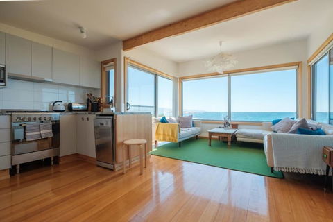 Awesome Beach House Bicheno - Port Augusta Accommodation 2