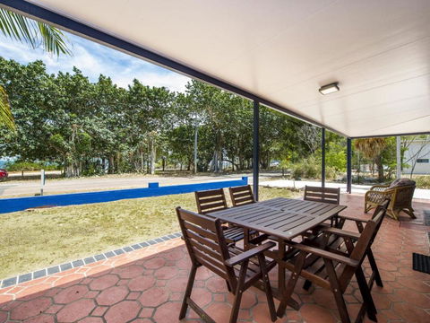 Azure On Geoffrey Bay - Port Augusta Accommodation 1