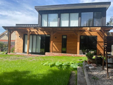BALMORAL VILLA - Port Augusta Accommodation 1