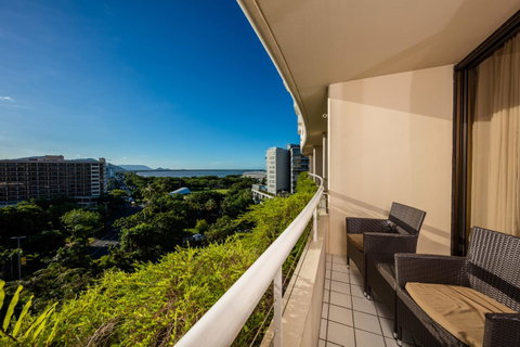 Hilton Cairns - Port Augusta Accommodation 27