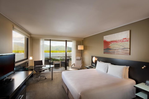 Hilton Cairns - Port Augusta Accommodation 7