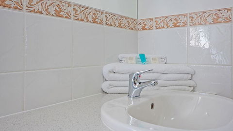Burleigh On The Beach - Port Augusta Accommodation 18
