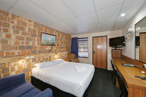 Chalet Motor Inn - Port Augusta Accommodation 16