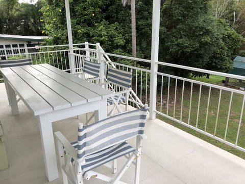 Daggoombah Holiday Home Magnetic Island - Port Augusta Accommodation 4