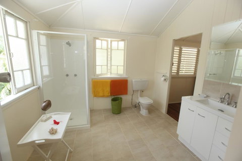 Daggoombah Holiday Home Magnetic Island - Port Augusta Accommodation 12