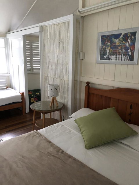 Daggoombah Holiday Home Magnetic Island - Port Augusta Accommodation 10
