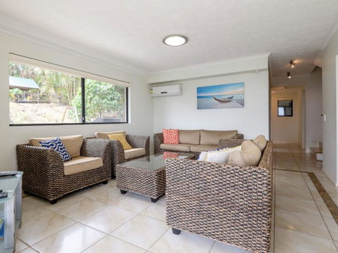 Mooloomba Five - Port Augusta Accommodation 13