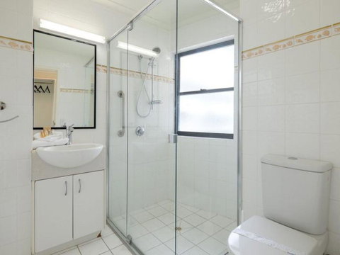 Mooloomba Five - Port Augusta Accommodation 5